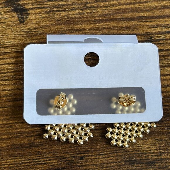 Gold Heart Shape Beaded Honeycomb Earrings Stainless Steel Stud Post Back - Picture 6 of 7